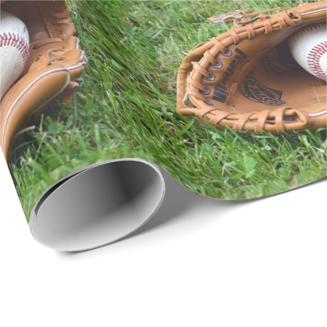 Basebollhandsken och basket vid grassutskrift presentpapper (Rullad Hörn)