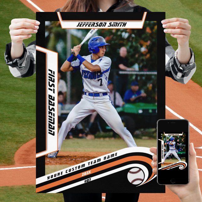 Basebollsouvenirs i livlig orange svart anpassad poster (Baseball Player Poster in Black and Orange with Custom Team Name and dynamic White Elements)