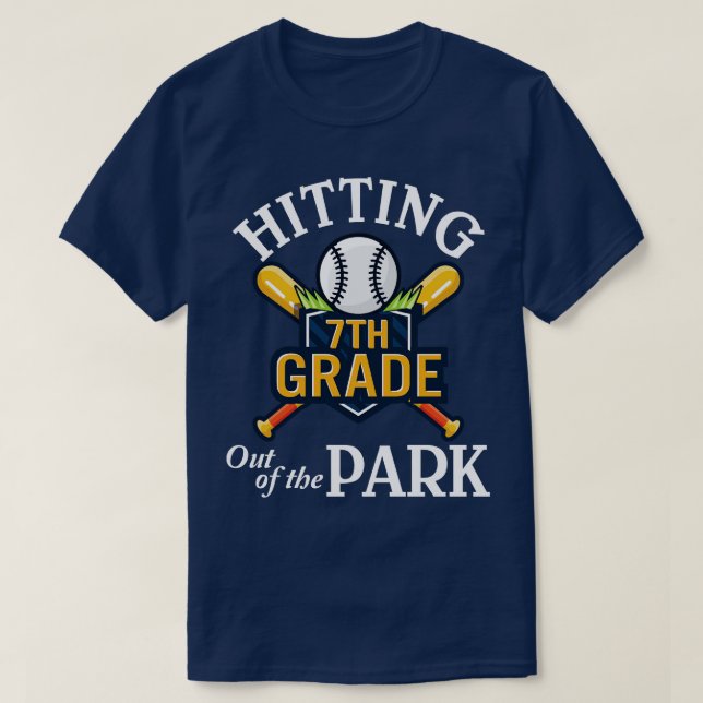Basebollspelaren som hissar 7:e Klass ut ur Th T Shirt (Design framsida)