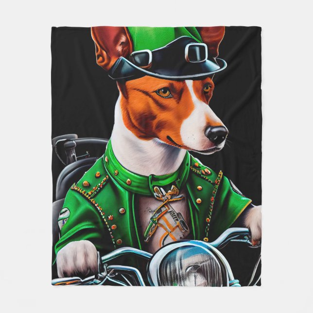 Basenji hund kör cykel St. Patrick's Day Fleecefilt (Framsidan)