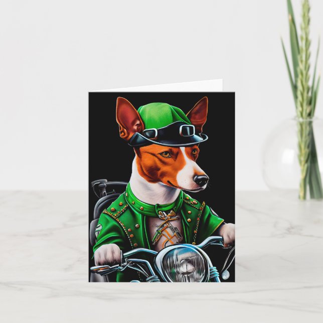 Basenji-Hund som kör cykel St. Patrick's Day Kort (Framsida)