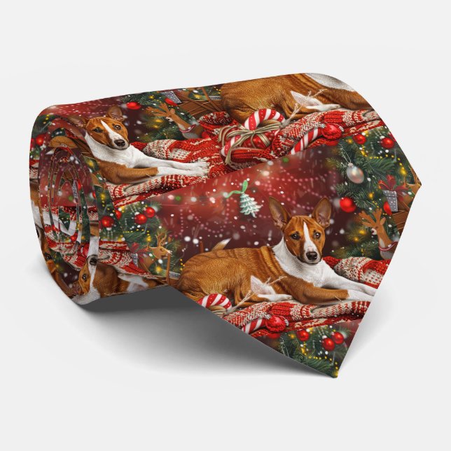 Basenji Julfirande Slips (Rullad)