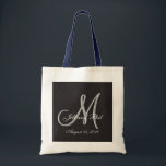 Basic Black Fabulous Bröllop Monogram Underbart vä Tygkasse<br><div class="desc">Ljud var lika snuset och hälften så dammigt. Basic Black 3d Monogram. Kolla in den här 3d Monogram Basic Black-designen.Gothic Black letar efter din bröllopsfest. Monogram,  text,  brud och groom namn är lätta att byta till kostym efter dina behov. Alla teckningar och bilder ©nuptial.</div>