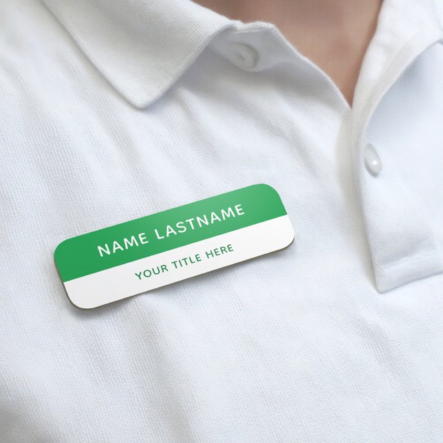 Basic Modern Bright Green White Title Pin Magnetic Namnbricka (Skapare uppladdad)