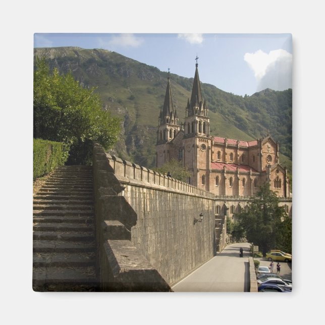 Basilica de Covadonga, nordvästra Spanien. Magnet (Framsidan)