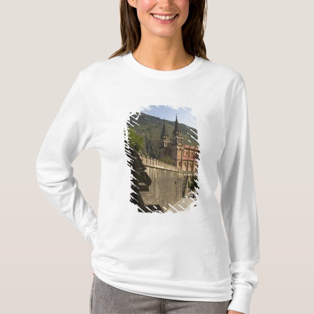 Basilica de Covadonga, nordvästra Spanien. Tee (Framsida)