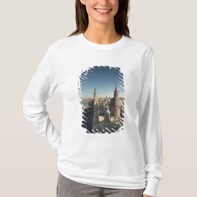 Basilica de Nuestra Senora del Pilar T Shirt (Framsida)