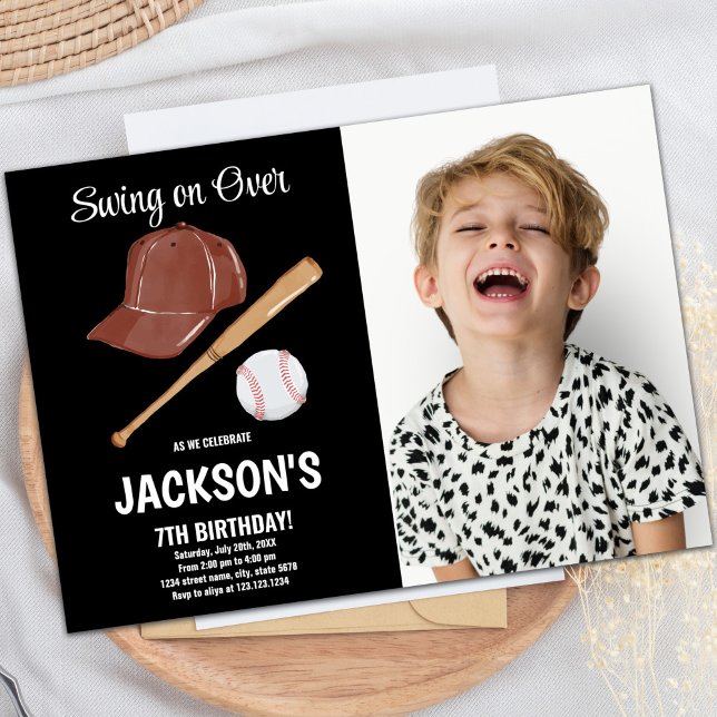 Baskebullers födelsedagsinbjudan med svart inbjudningar (Baseballs Birthday Invitations with black w photo)
