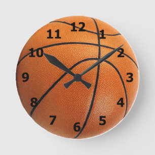 Basket tar tid på med numrerar rund klocka