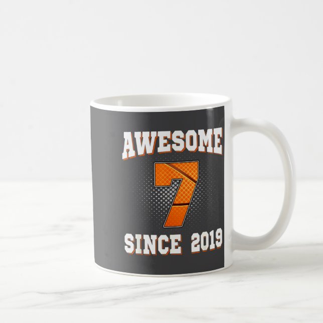Basketball 7th 2019 7 Old Years Since Meme Kaffemugg (Höger)