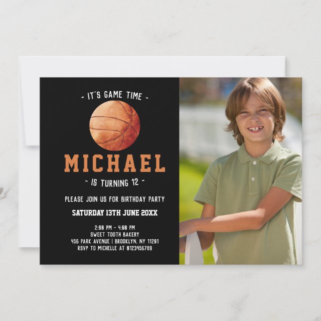 Basketball Birthday Inbjudningar (Framsida)