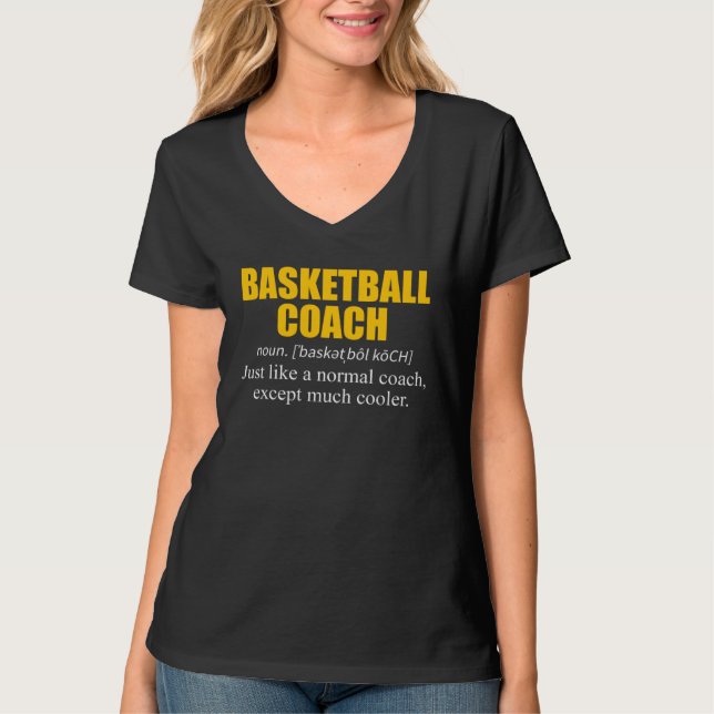 Basketball Coach Definition Team T Shirt (Framsida)