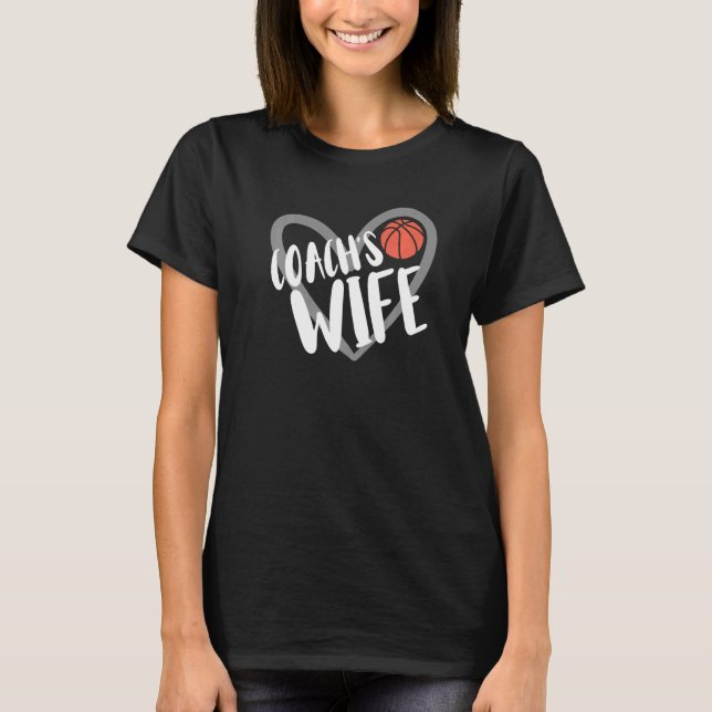 Basketball Coach's Wife Heart  T Shirt (Framsida)