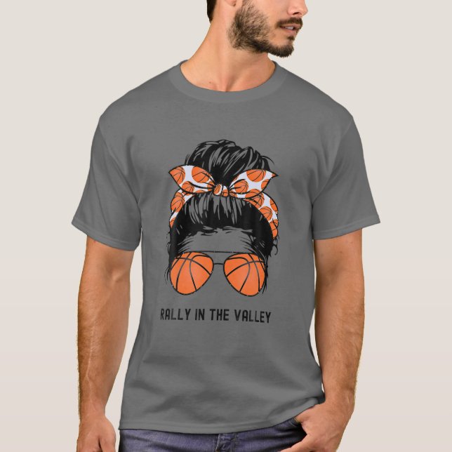 Basketball Fläkt Messy Bun Mamma Mamma Basketball  T Shirt (Framsida)