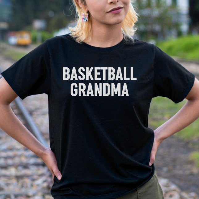 Basketball Grandma T Shirt (Skapare uppladdad)