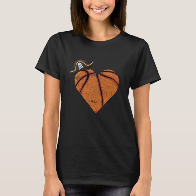 Basketball Heart Pirate T Shirt (Framsida)