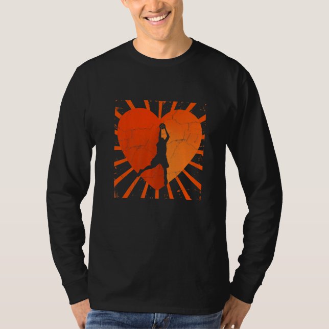 Basketball Love Hoops Ball Life Bball Dunk Heart T Shirt (Framsida)