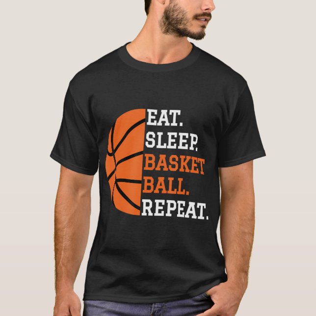 Basketball Player Boy Eat Ssov Basketball Repetate T Shirt (Framsida)