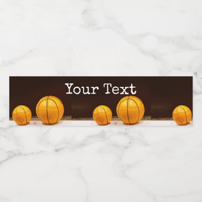 Basketballarna är på svart bakgrundsglas vattenflaskor etikett (Singel etikett)