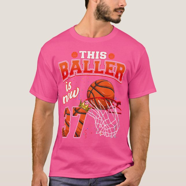 Basketboll Baller är nu 37 år gammal Lycklig T Shirt (Framsida)