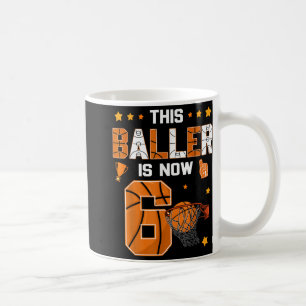 Basketboll i 6e är nu sex år kaffemugg