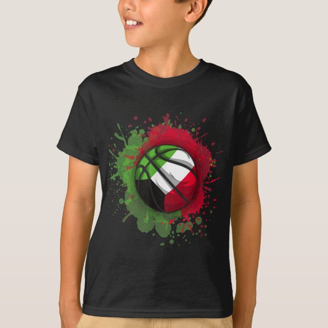 Basketboll med Kuwait Flagga T Shirt (Framsida)
