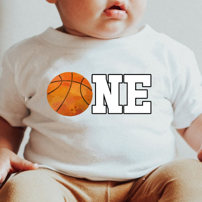 Basketboll TEMADE 1:a födelsedag T Shirt (Skapare uppladdad)