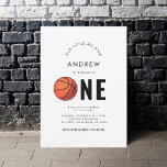 Basketboll teme Kid 1:a födelsedag Party Inbjudningar<br><div class="desc">Fira din lilla födelsedag med den här moderna inbjudan till snyggt som innehåller basket och anpassningsbar. Lägg enkelt till dina egna uppgifter genom att klicka på alternativet "anpassa".</div>