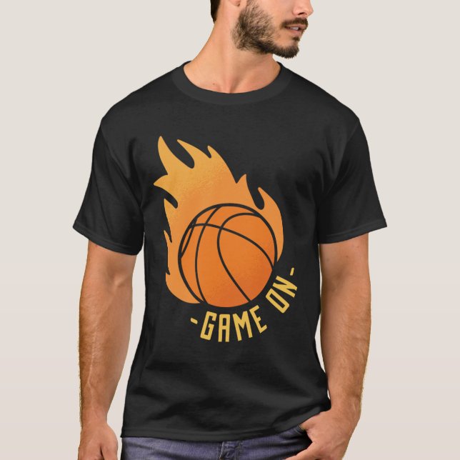 Basketbollspel på t shirt (Framsida)