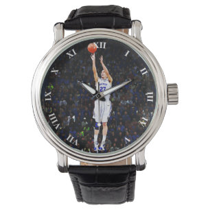 Basketbollspelare med ditt namn och nummer armbandsur