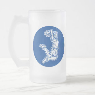 Basketbollspelare som gör Slam dunk Light Design Frostat Ölglas