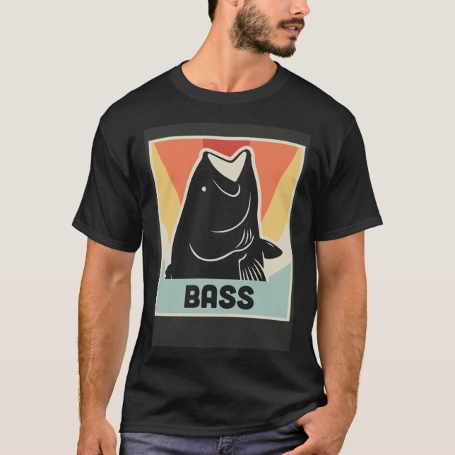 Bass Fish Freshwater Fishing & Bass Fishing T Shirt (Framsida)