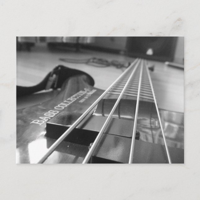 Bass i svart vykort (Framsida)