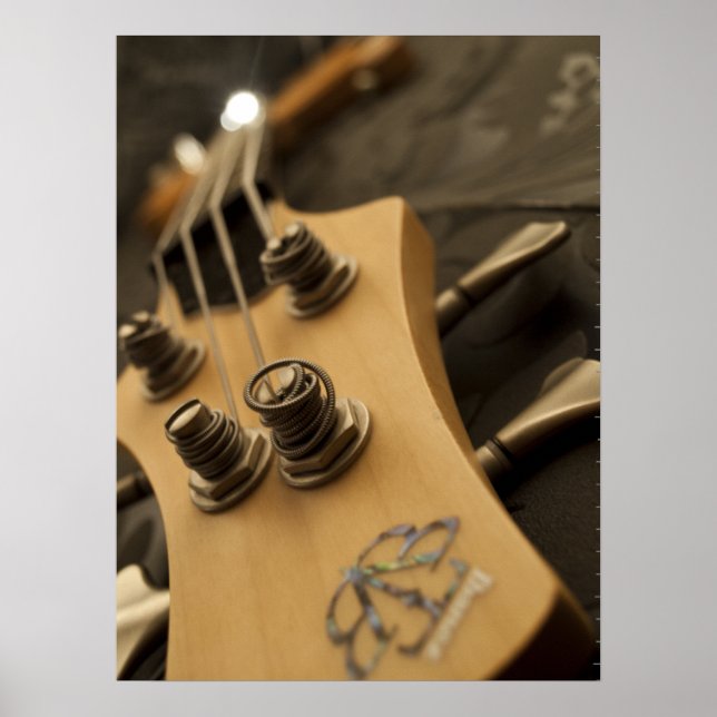 Bass Poster (Framsidan)