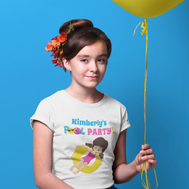 Bassäng Party Birthday Brunette Girl Cute Anpassni T Shirt (Skapare uppladdad)
