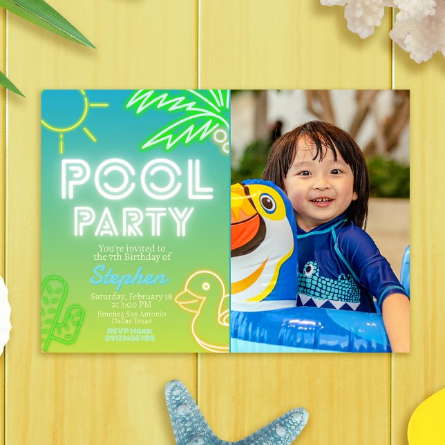Bassäng Party Boy Birthday med fotoinbjudan Inbjudningar (Pool Party Boy Birthday with Photo Picture Landscape Invitation)