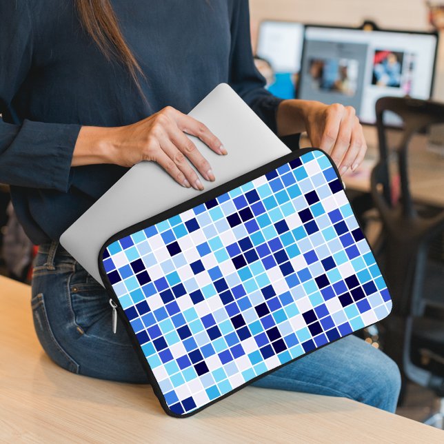 Bassäng Tiles, Blue Mosaic Tiles, Geometric Mönste Laptop Fodral (Skapare uppladdad)