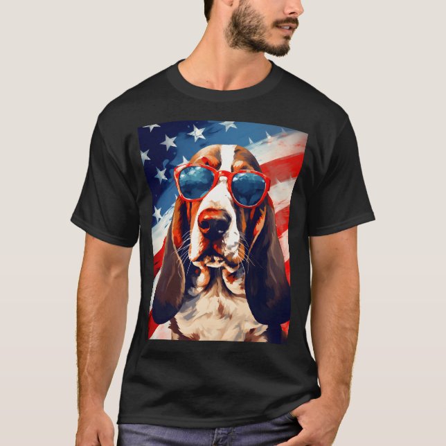 Basset Hound 4:e juli american flagga T Shirt (Framsida)
