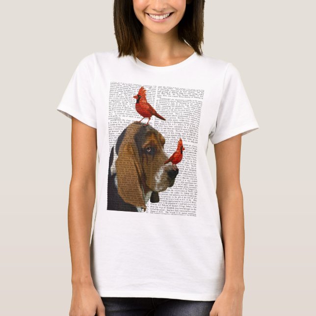 Basset Hound and Birds T-shirt (Framsida)