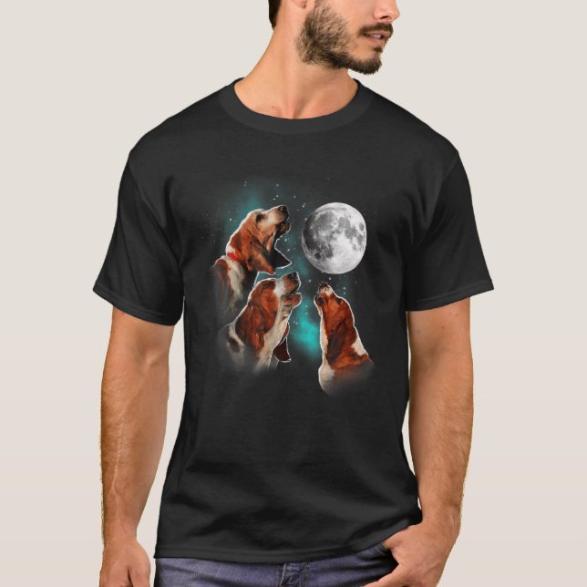 Basset Hound, Basset Hound Howling vid Måne T Shirt (Framsida)