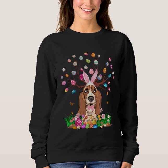 Basset Hound Dog With Bunny Ears Easter Egg Tree E T Shirt (Framsida)