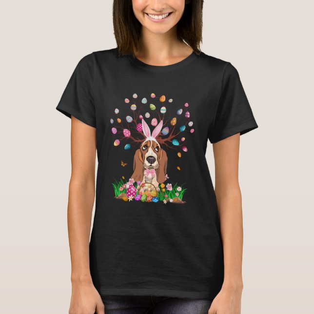 Basset Hound Dog With Bunny Ears Easter Egg Tree E T Shirt (Framsida)