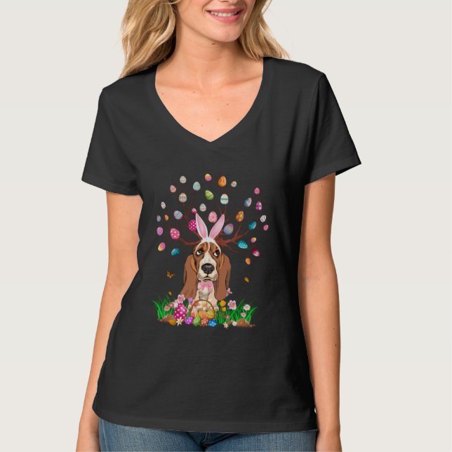 Basset Hound Dog With Bunny Ears Easter Egg Tree E T Shirt (Framsida)