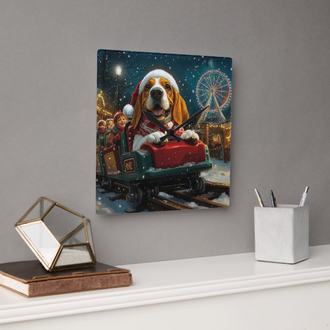 Basset Hound Hund Rulltrappa Jul Fyrkantig Klocka (Kontor)