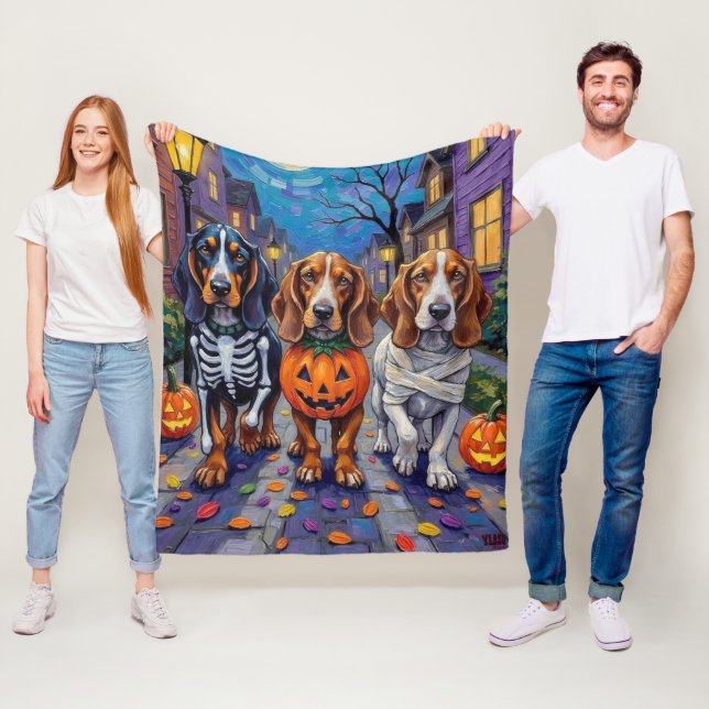 Basset Hound Hundar Busar på Halloween  Fleecefilt (På plats)