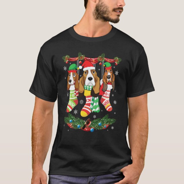 Basset Hound Hundar Inside Noel Socks Merry Christ T Shirt (Framsida)