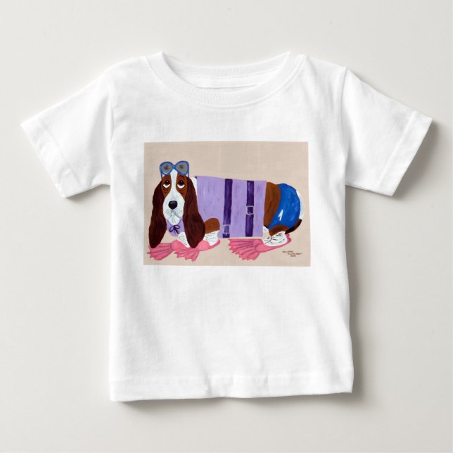  Basset Hound in Flippers T-Shirt (Framsida)