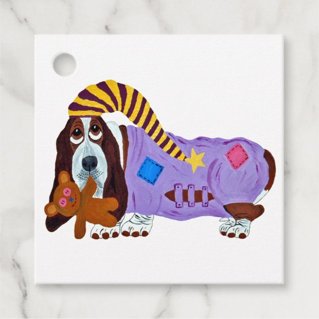 Basset Hound in PJs with teddy bear Gåvor Etiketter (Framsida)