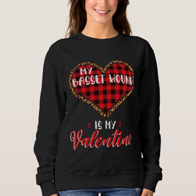 Basset Hound Is My Valentine Heart Dog Leopard Buf T Shirt (Framsida)