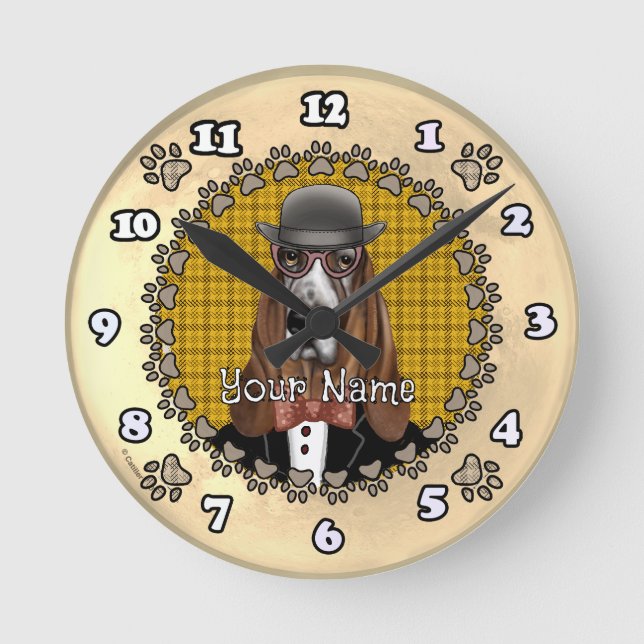 Basset Hound med glasögon Rund Klocka (Framsida)